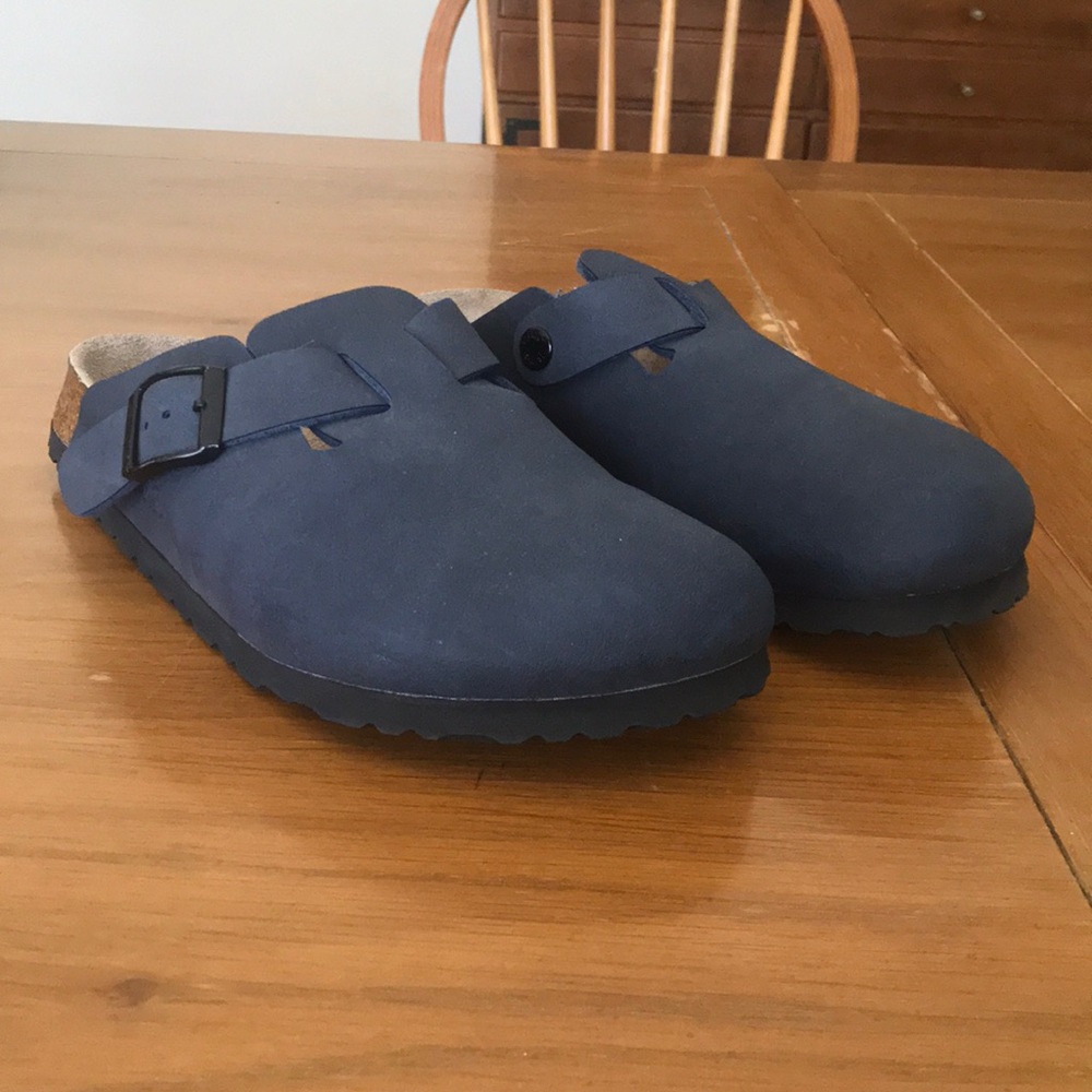 Birkenstocks Navy size 37 (around a 6.5-7)